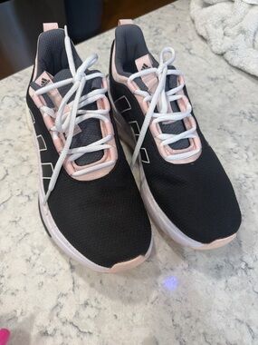 Adidas Women's Racer Tr23 Shoes Sz 8